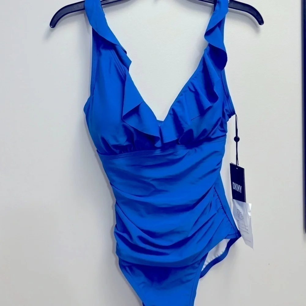 DKNY LAPIS Ruffle Plunge Underwire Tummy Control One-Piece Swimsuit Size 6 Blue